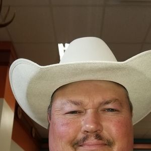 Meet your Posher, Jeffery